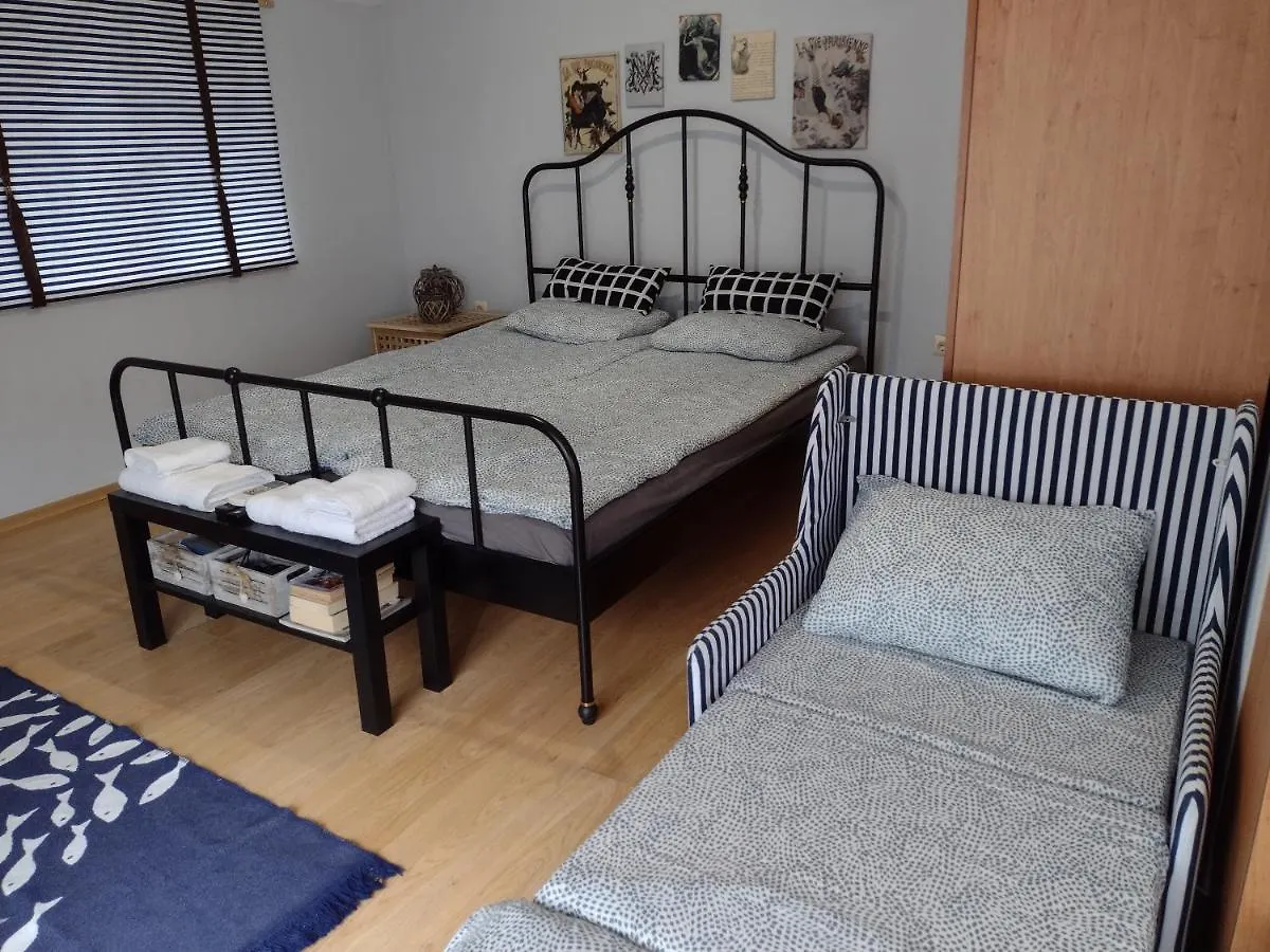 Apartment Апартамент Пристан
